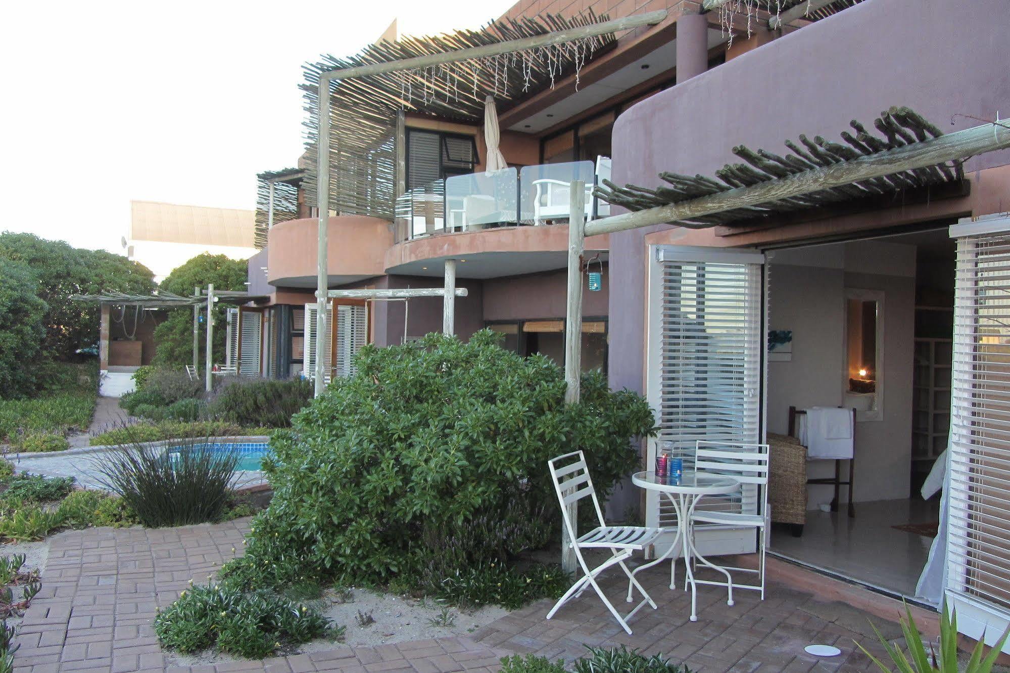 Absolute Beach Accommodation Stompneusbaai Extérieur photo